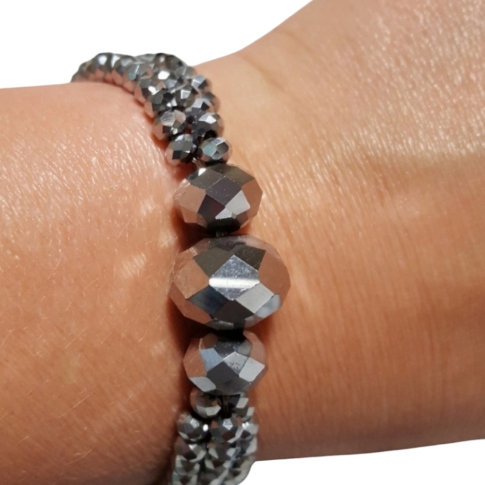 The Buckle BKE Women's OS Beaded Stretch Layering Bracelet Shiny Silver Color